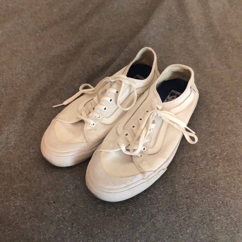 Old Skool All White Vans